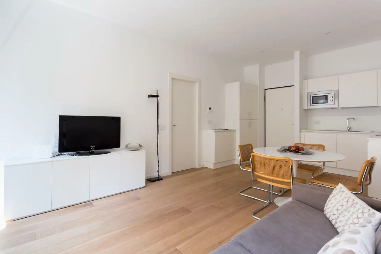 Meravigli 16 - Apt B - Duomo City Center Elegant Apartment Μιλάνο
