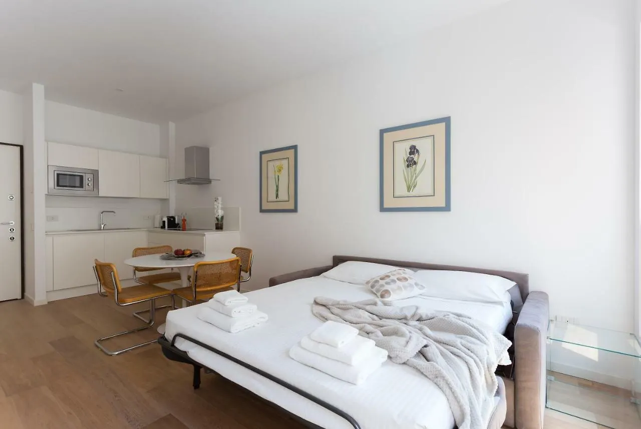 Meravigli 16 - Apt B - Duomo City Center Elegant Apartment Μιλάνο Ιταλία